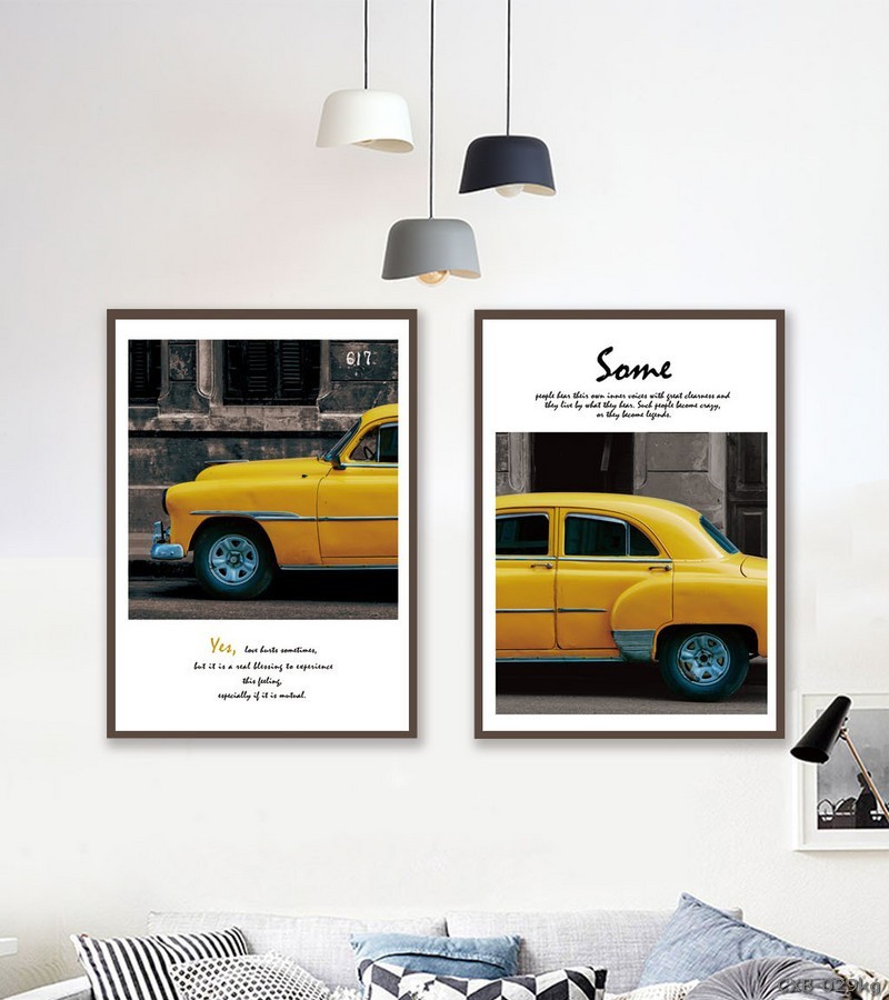 Xe ô tô màu vàng CXB-029kg